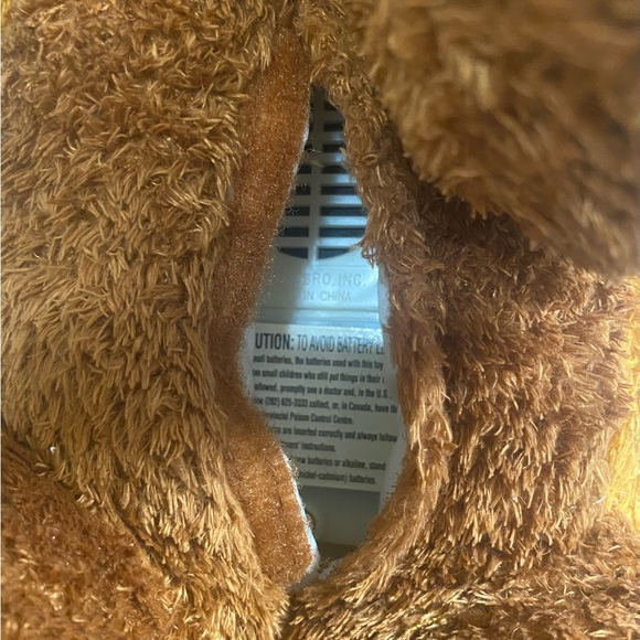 Disney 2003 Rare Brother Bear Talking Kenai / Koda Plush Hasbro 13” - Picture 8 of 8